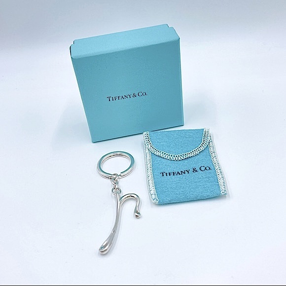 Tiffany & Co. Elsa Peretti “P” Key Ring - Picture 6 of 6